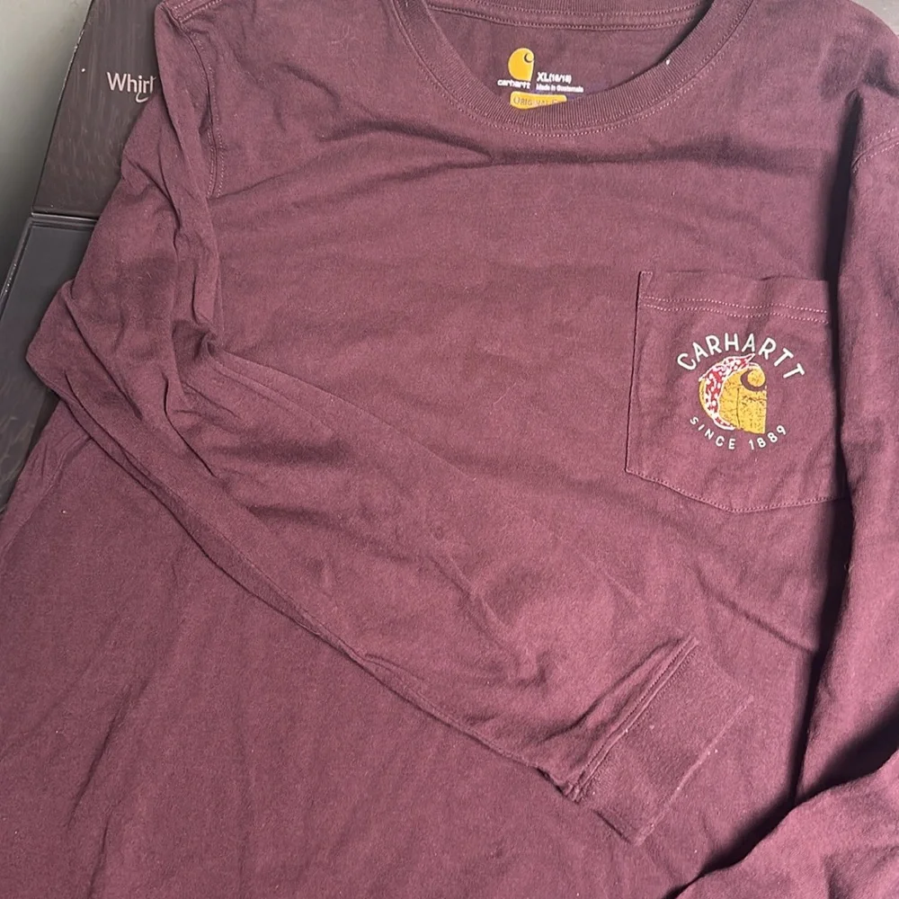 Women carhartt long sleeve T-shirt - Picture 3 of 4
